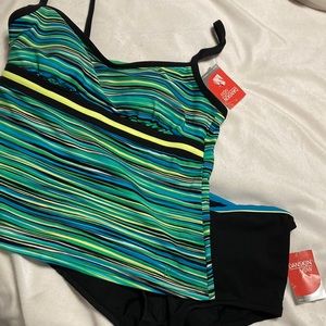 Danskin mixed size swimsuit NWT